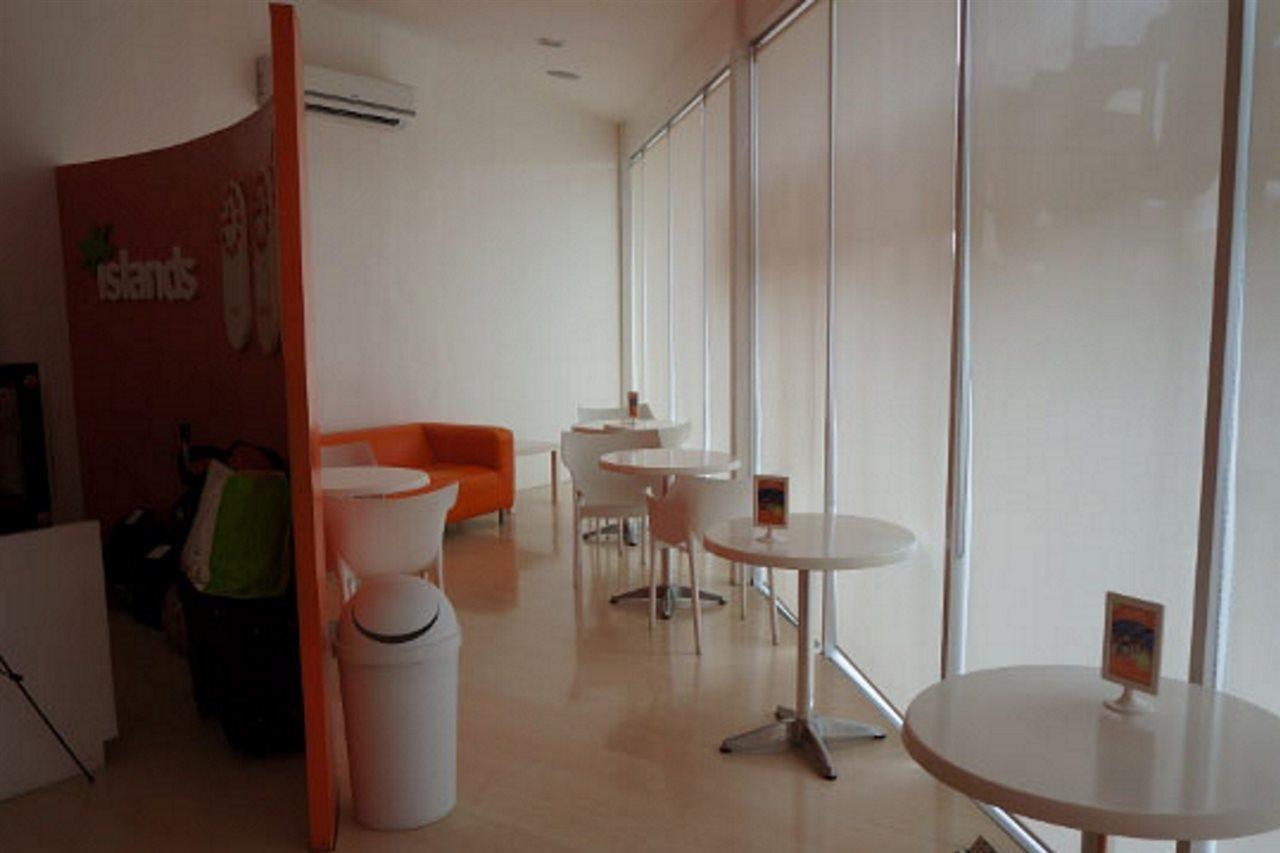 Islands Stay Hotels - Uptown Cebu Εξωτερικό φωτογραφία