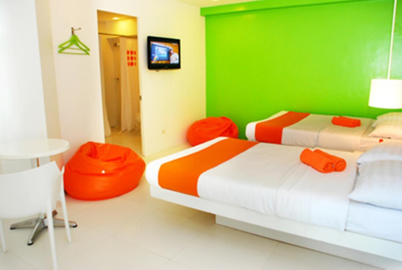 Islands Stay Hotels - Uptown Cebu Εξωτερικό φωτογραφία